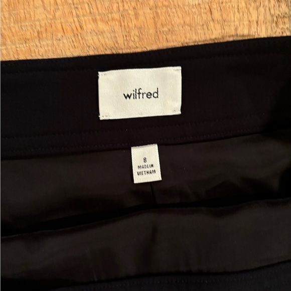 Wilfred skirt - Picture 2 of 3